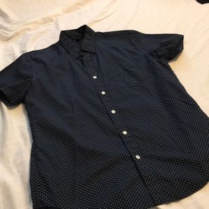 Short sleeve polka dot shirt